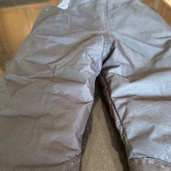 Arctic snowsuit toddler 2t - Picture 7 of 8